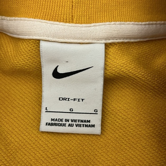 Nike Dry Fit Swoosh Fly Standard Issue Basketball Hoodie Yellow Ochre Size L - Picture 3 of 12